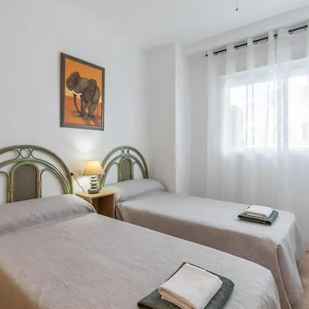 Apartamento Albamar 6 Personas Con Parking Cerca De La Playa *