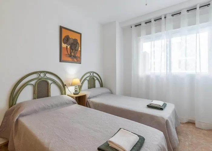 Apartamento Albamar 6 Personas Con Parking Cerca De La Playa *